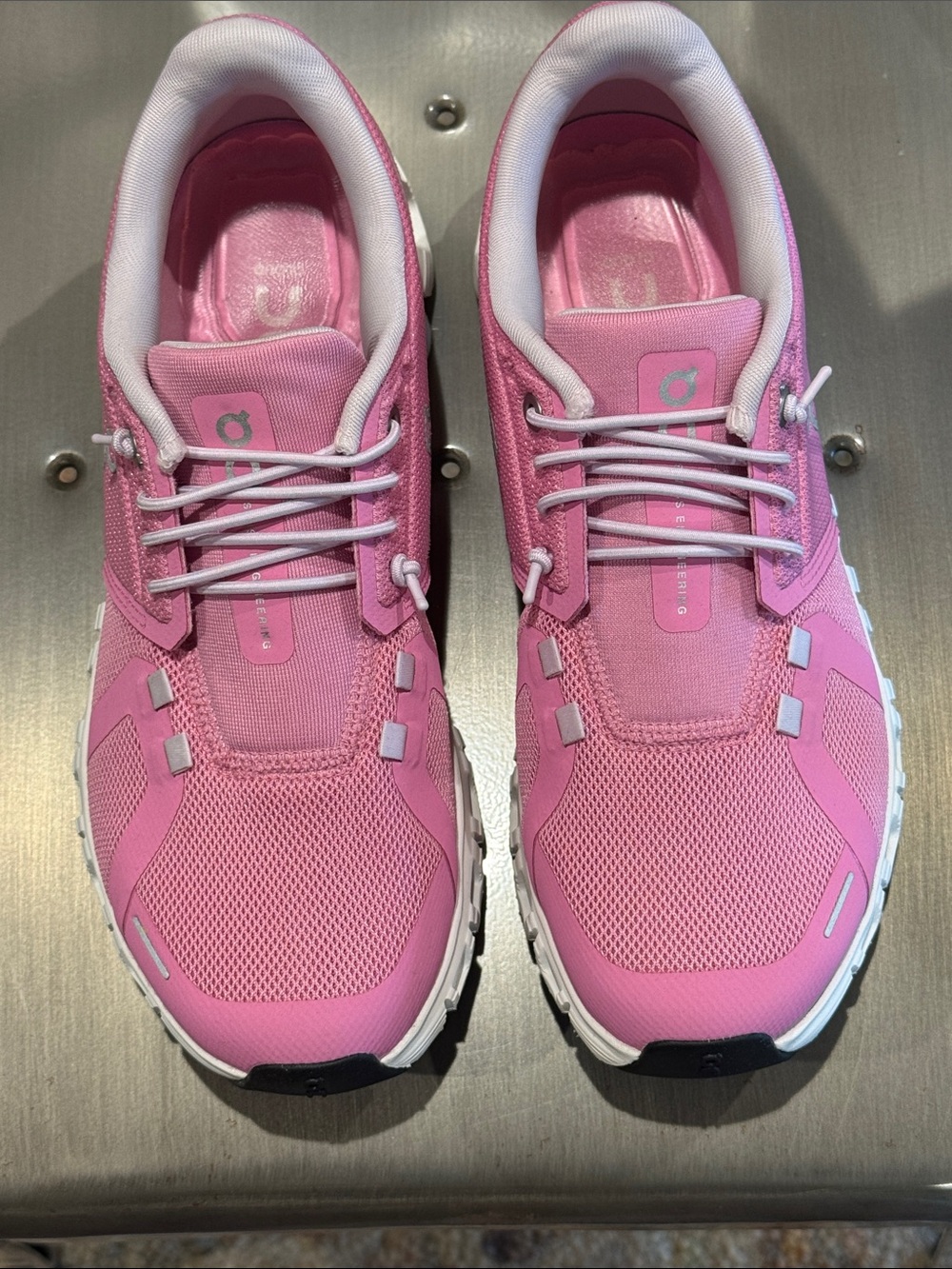 On Cloud 6 Running Pink Women's Mesh Athletic Sneakers